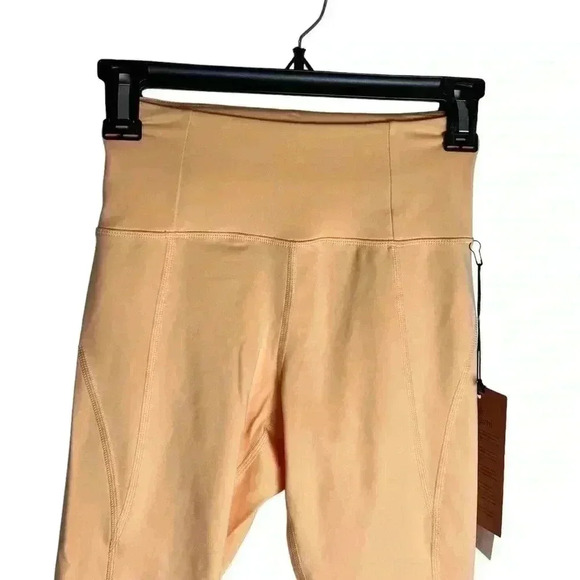 Girlfriend Collective High Waist Capri Leggings in Sunburst Size XS - Picture 3 of 10